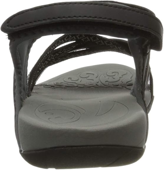 Hi-Tec mustad sandaalid
