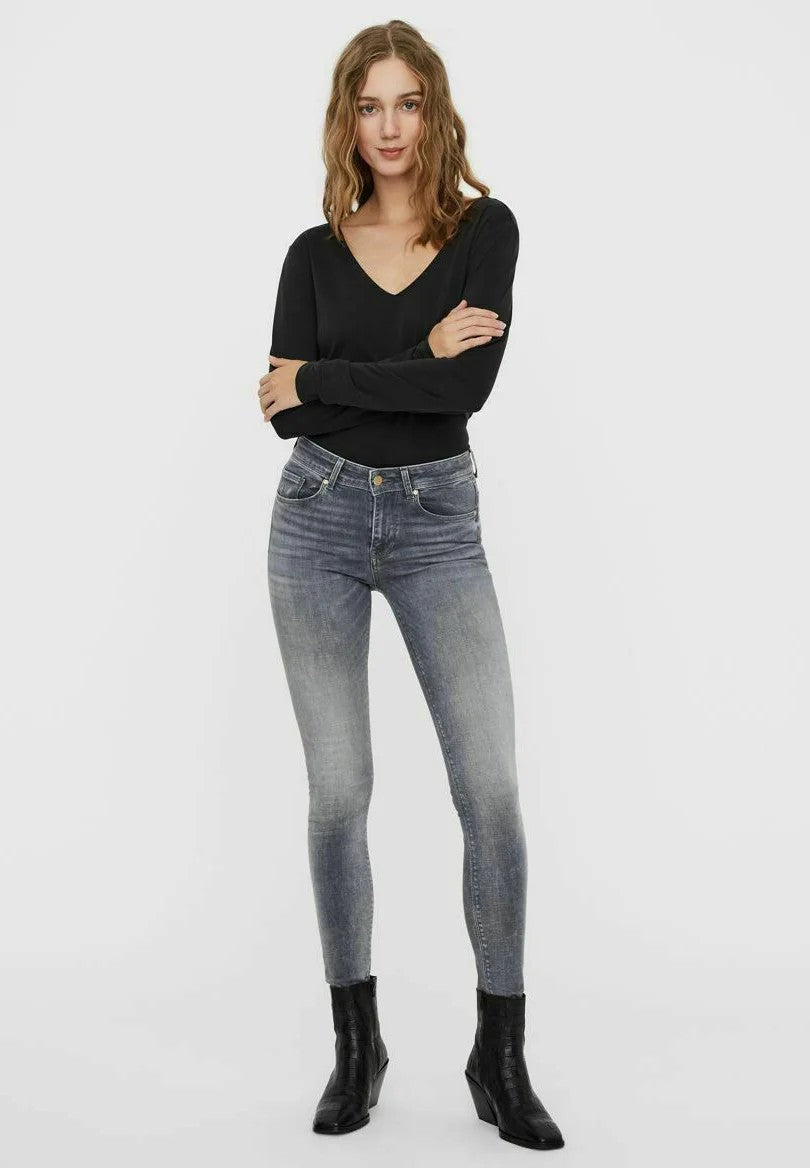 Vero Moda hallid teksapüksid